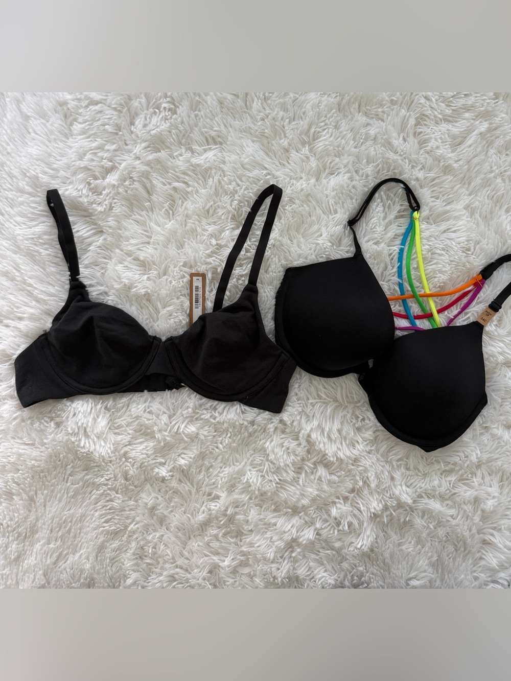 NWT 34C Black Bra Bundle. (SKIMS/VS)
